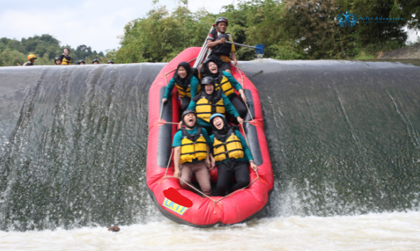 Arung Jeram Caringin